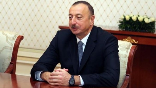 Azərbaycan qadınları təltif edildi-Sərəncam