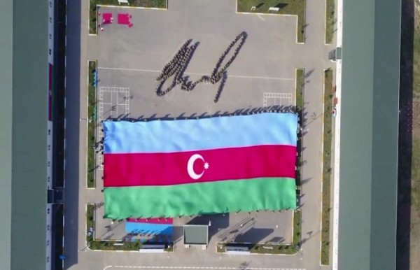 Aprel döyüşlərinə mahnı həsr edildi