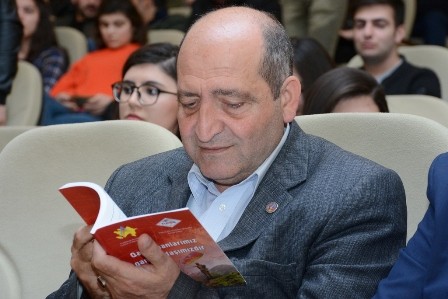 UNEC-də Aprel şəhidlərinə həsr olunan kitab təqdim edildi