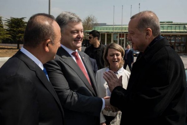 Poroşenko gözlənilmədən Türkiyəyə getdi
