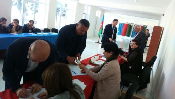 BAMF Prezident seçkiləri ilə bağlı bəyanat yayıb