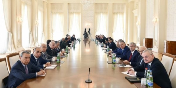 Nazirlər Kabineti istefaya getdi - SİYAHI