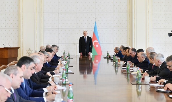Prezident iqtidarı yeniləyir: Bu nazirlər gedir...