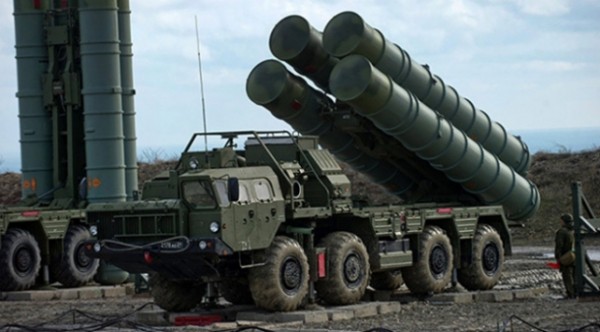 Rusiya Türkiyəyə verəcəyi S-400 raketlərinin istehsalına başladı