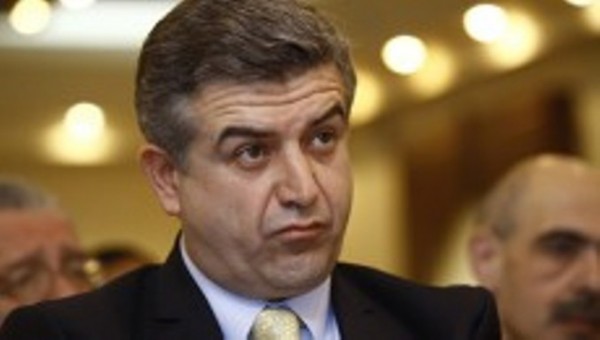 Karapetyan xalqı maaşla qorxudur: ABŞ və AVROPA İSƏ HAKİMİYYƏTİ DİNC YOLLA TƏHVİL VERMƏYƏ ÇAĞIRIR