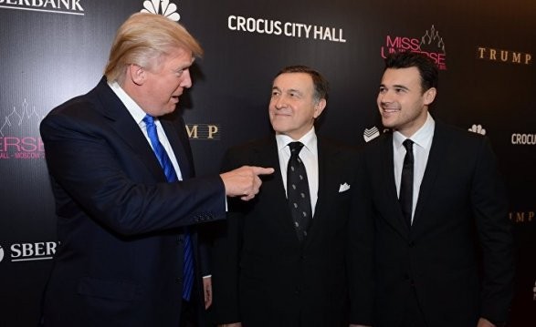 Tramp Agalarovla telefonda 11 dəqiqə nədən danışıb?