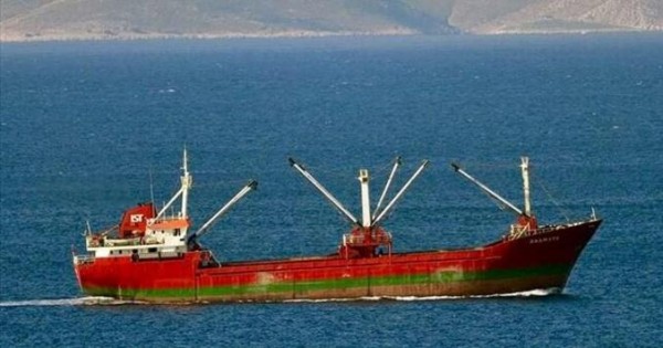 Türkiyə və yunan gəmiləri TOQQUŞDU