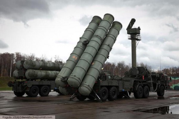 İsraildən Rusiyaya: S-300-lər Suriyaya gətirilərsə...
