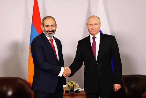 Putin Paşinyana: “Biz Ermənistanı regionda ...”