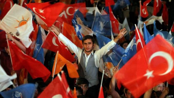 Türkiyədə parlament seçkiləri ləğv edilə bilər