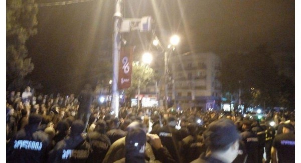 Tiflisdə yeni məxməri inqilab hazırlanır - Ekspert