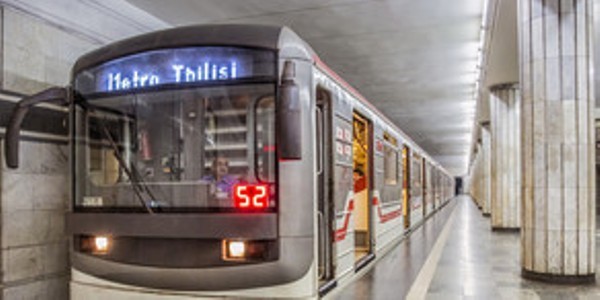 Tbilisi metrosunun işçiləri tətil elan ediblər