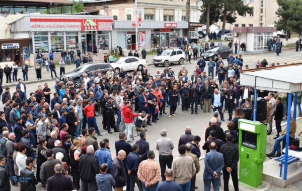 Dağlıq Qarabağdakı separatçı rejim yerli ermənilərdən QORXDU