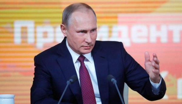 Putin nəhəngləri lağa qoydu