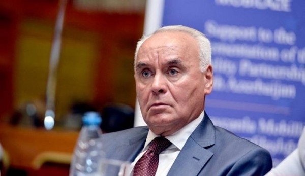 Mahmud Məmmədquliyev İrəvana gedir