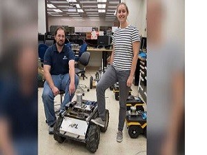 Təhlükəli döyüş tapşırıqlarını icra edən robot hazırlandı