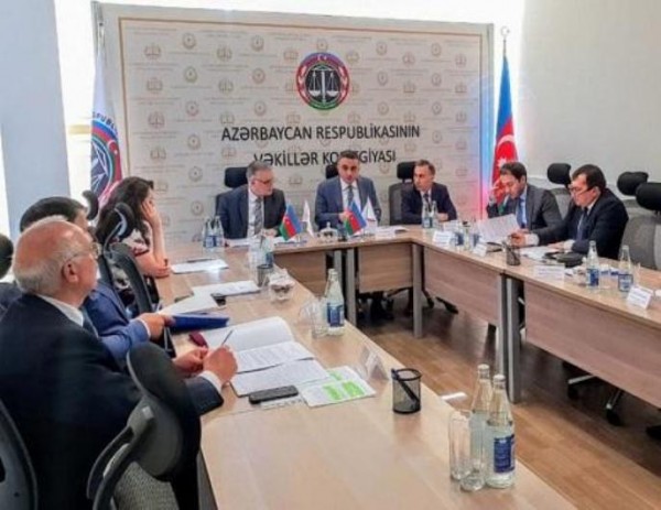 2 vəkilə töhmət verildi, 1 vəkil kənarlaşdırıldı - Qərar