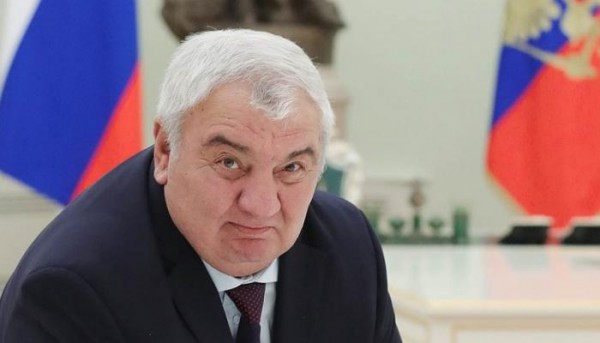 “Kommersant”: Rusiyanın Ermənistana 100 milyon dollarlıq silah verməsi sual altındadır
