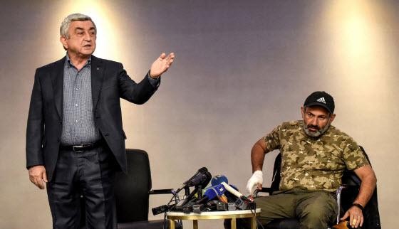 Sərkisyanın qələmini kim qırdı? – Rus nəşrindən yeni iddia