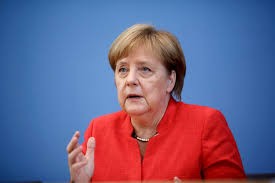 “Almaniya iqtisadi baxımdan çiçəklənən Türkiyə görmək istəyir” - Merkel