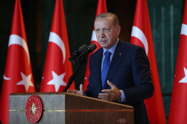 Ərdoğan ABŞ məhsullarına idxal rüsumunu artırdı