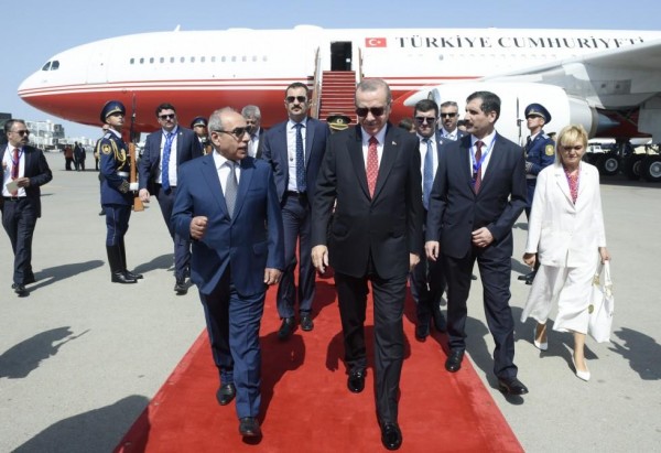 Türkiyə Prezidenti Rəcəb Tayyib Ərdoğan Azərbaycana rəsmi səfərə gəlib