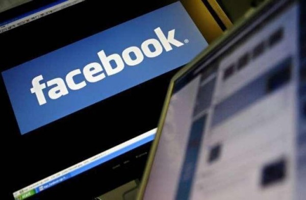 İsitfadəçilər "Facebook"da problemlərin yarandığını bildirir