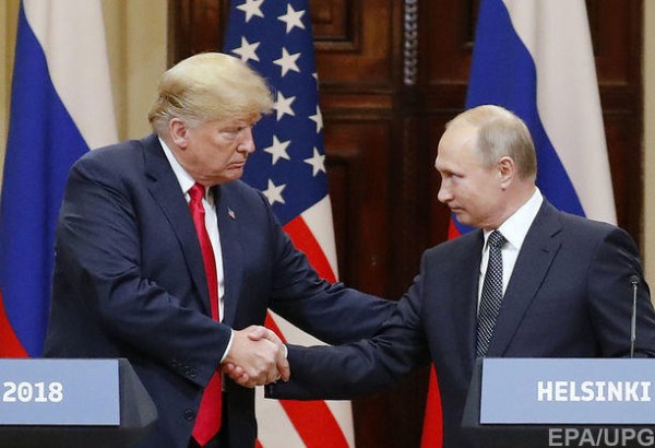 Putin Trampı çətin duruma salır: Dollara zərbə