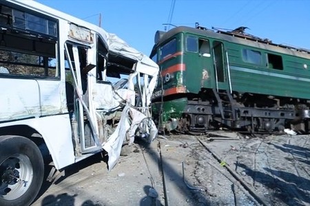 Bakıda baş verən dəhşətli qəzada yaralanan şəxslərdən biri ölüb