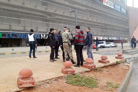 İnsanları girov götürən fərari əsgər təslim olub