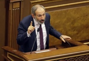 Paşinyan Lukaşenko və Nazarbayevdən izahat istəyir