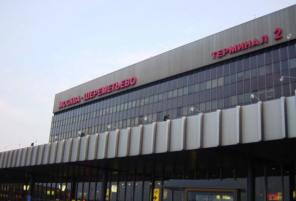 Moskva aeroportunda təyyarə ermənini vurdu