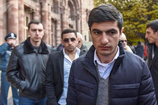 İşğalçı ordunun əsgəri: “Aprel döyüşündə aldığım qəlpə hələ də çıxarılmayıb”