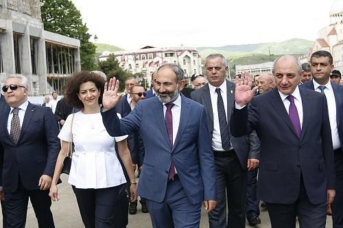 Paşinyan Qarabağın separatçı liderini dəyişir - Açıqlama