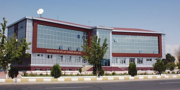 Gömrük Komitəsinin sədri işdən çıxarıldı
