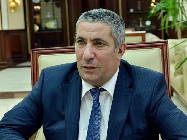 Siyavuş Novruzovdan azərbaycanlı milyarderlərə mesaj