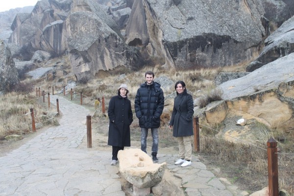 Hacıbəylinin varisləri Azərbaycanın tarixi ilə tanış olublar - FOTO