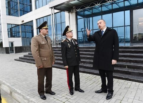 Prezident Fövqəladə Hallar Nazirliyinin idman-sağlamlıq klubunun açılışında iştirak edib - FOTO