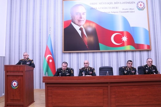 Səfərbərlik və Hərbi Xidmətə Çağırış üzrə Dövlət Xidmətində müşavirə keçirilib