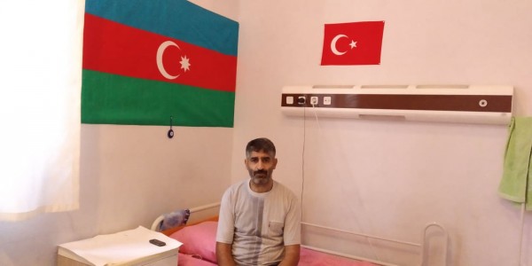 Gördüm yuxarıdakı təpədə gözətçi var, bizi mühasirəyə salmaq istəyirlər – Naxçıvanlı komandirin dəhşət dolu həyatı