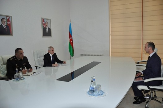 Arzu Rəhimov vətəndaşları qəbul edib