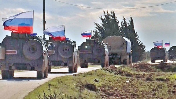 Rus əsgərləri Menbiçdə