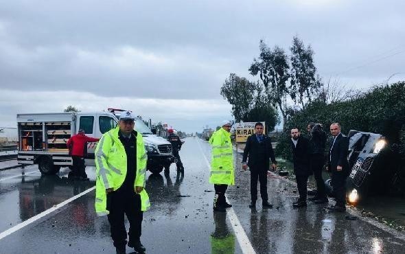 Türkiyəli nazirin kortejində qəza: 4 yaralı
