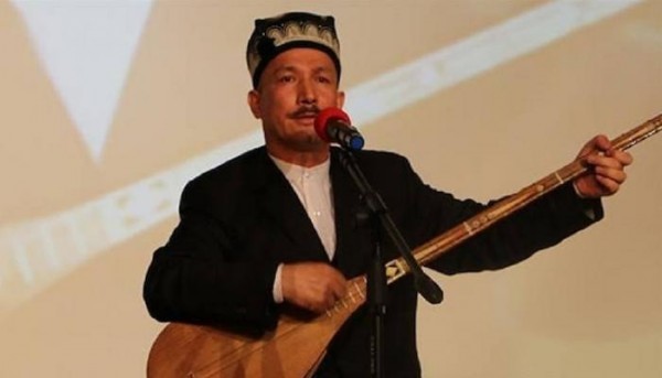 Məşhur uyğur şairi Çin həbsxanasında ölüb