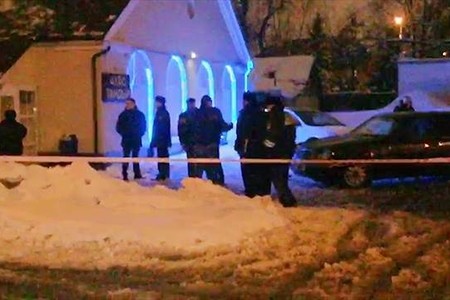 Moskvada çeçenlər azərbaycanlının kafesinə silahlı hücum ediblər, 10 nəfər yaralanıb