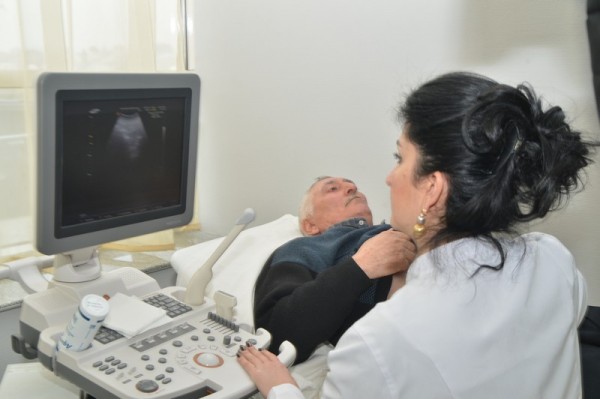 Naftalanda köçkünlər üçün tibbi müayinə təşkil edilib