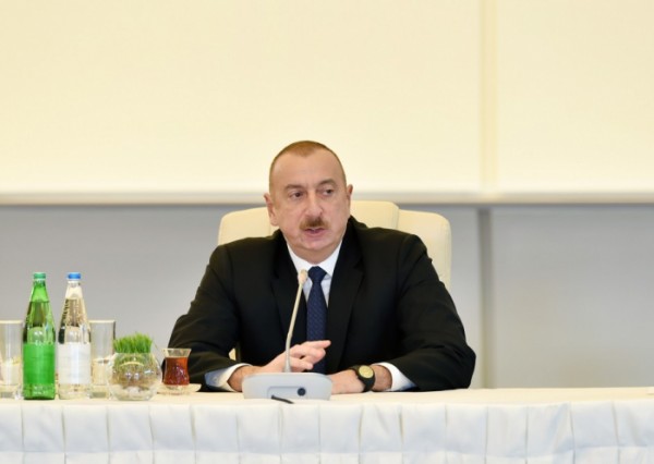 Bakıda Hacı Zeynalabdin Tağıyevə heykəl qoyulacaq - Prezident tapşırıq verdi