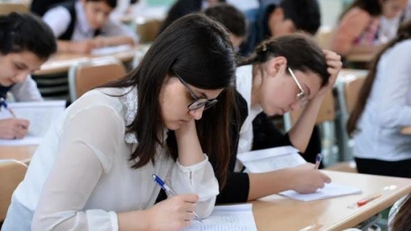 Bu gün 40 minə yaxın şagird imtahan verəcək