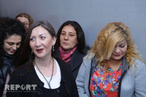 Gözəl Bayramlı və Şəmsiyyə Bəylərqızı azadlığa buraxılıb - FOTO