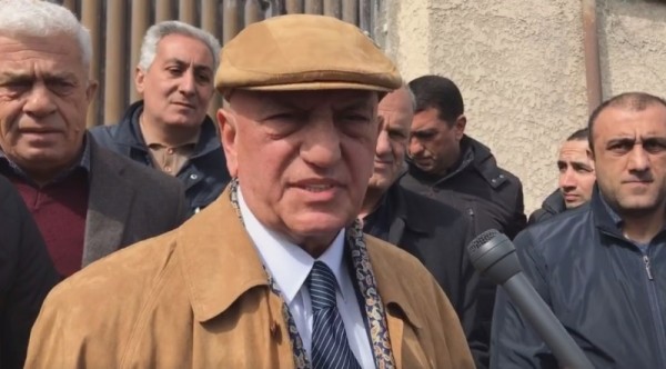 Əli İnsanov siyasətlə məşğul olacağını ANONS ETDİ